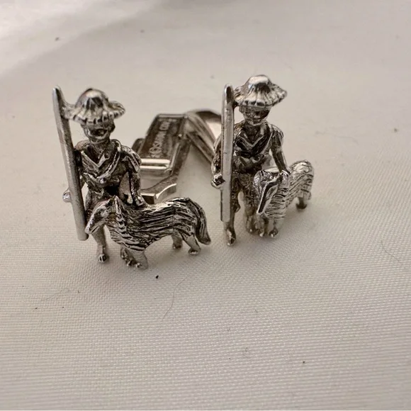 SARAH COV. CUFFLINKS - Picture 1 of 5